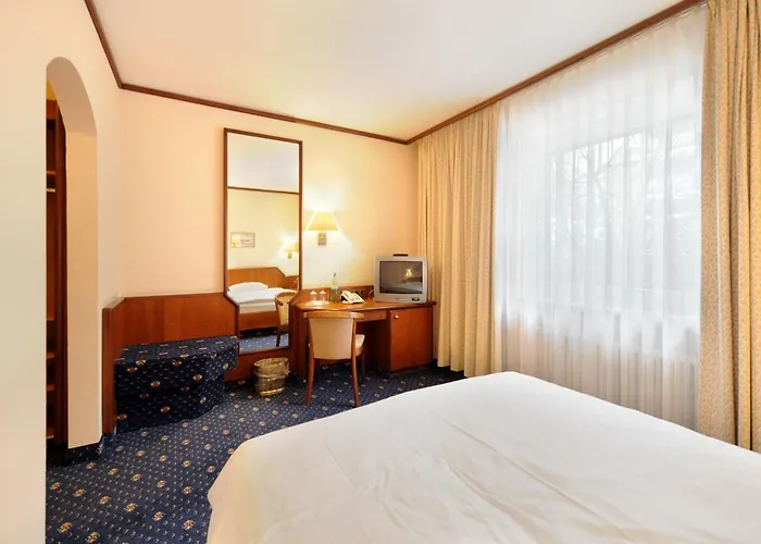 Ambassador Parkhotel